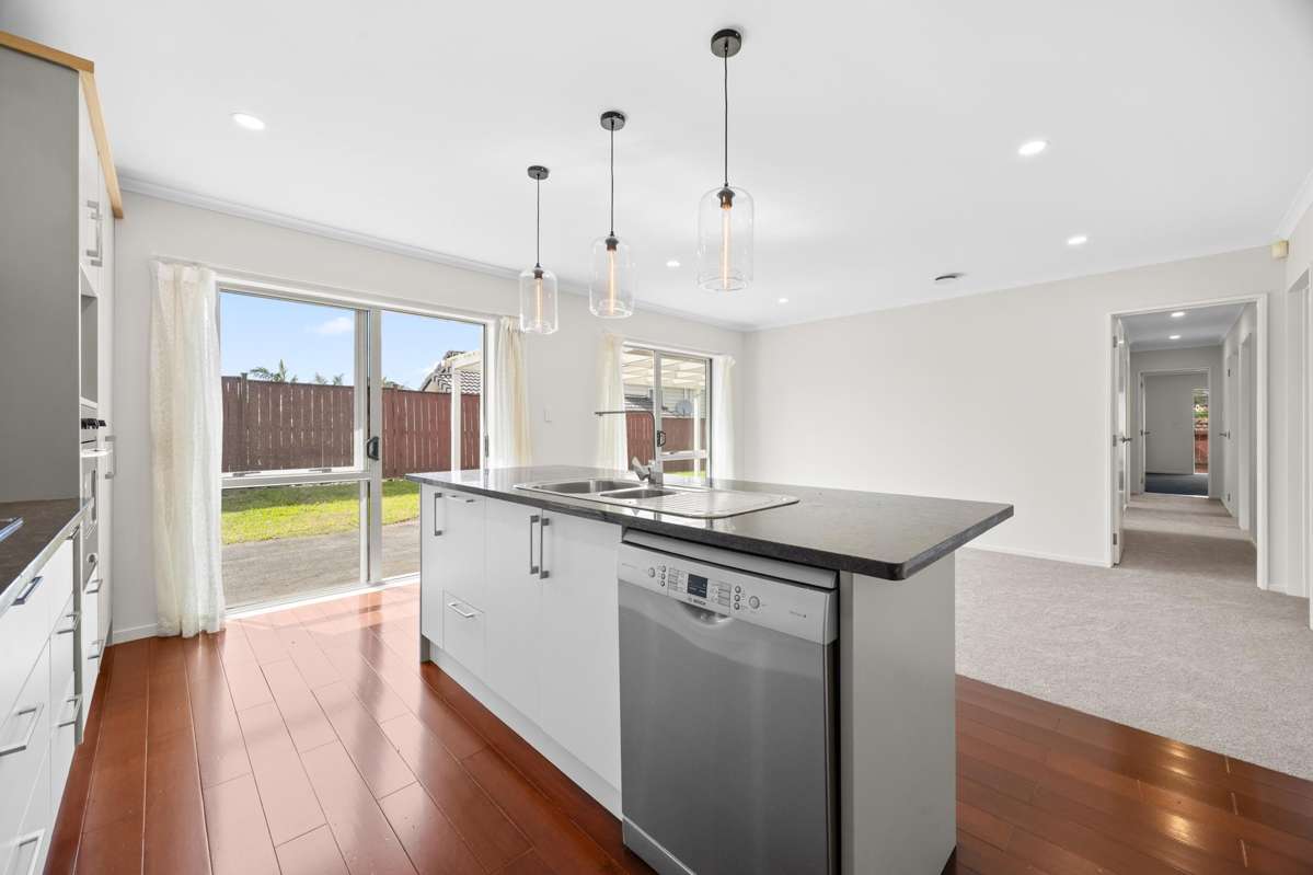 55 South Kensington Way_3