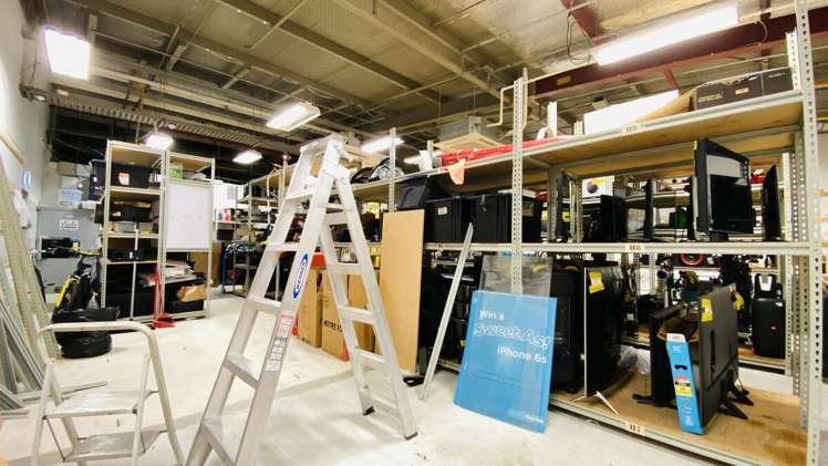 65 Edinburgh Street Pukekohe_7