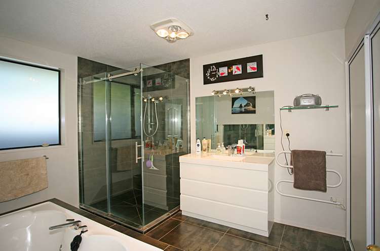 67 Roydon Drive Templeton_13