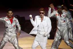 Justin Bieber at Tara Iti? The celebrity golf sighting we missed while hunting for houses