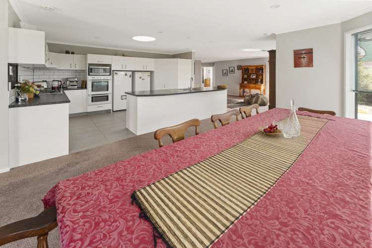 19 Templemore Drive Richmond_8