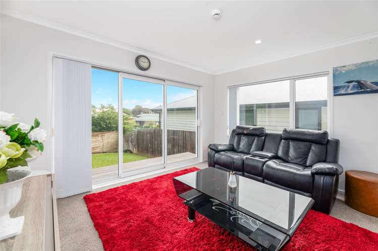 1/67a Metcalfe Road Ranui_1