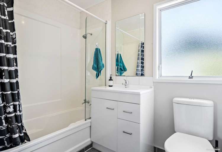 5 Malibu Grove Bayview_9