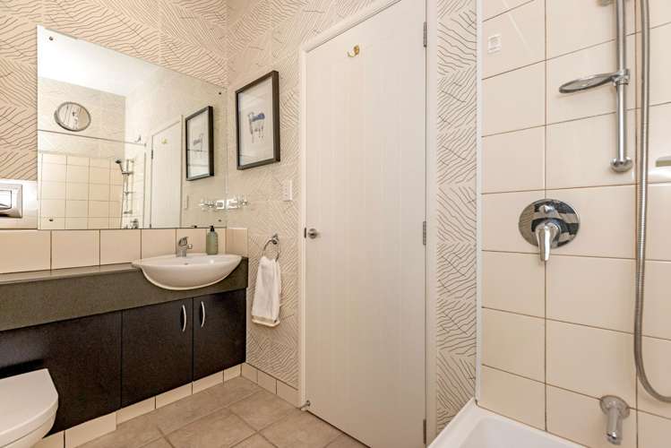 20/100 Customhouse Street Gisborne_16