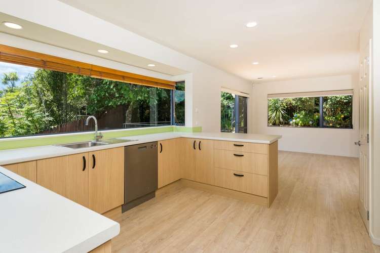 5 Mizen Court Torbay_2