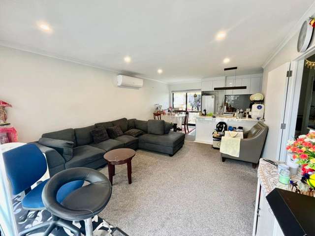 Modern Comfort in the Heart of Mangere East