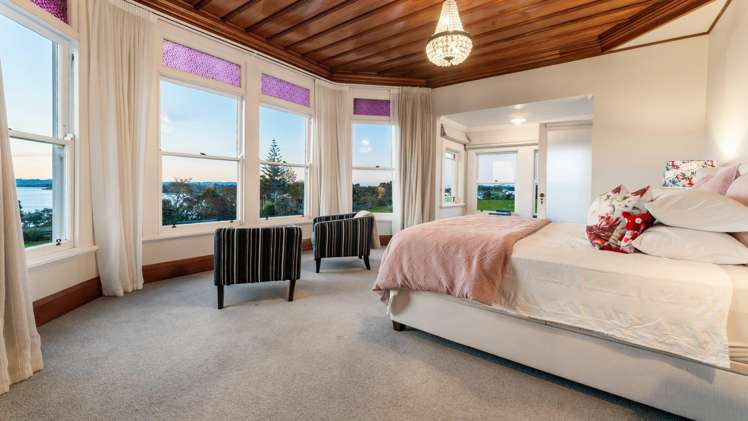 111 Wharf Road Clarks Beach_32