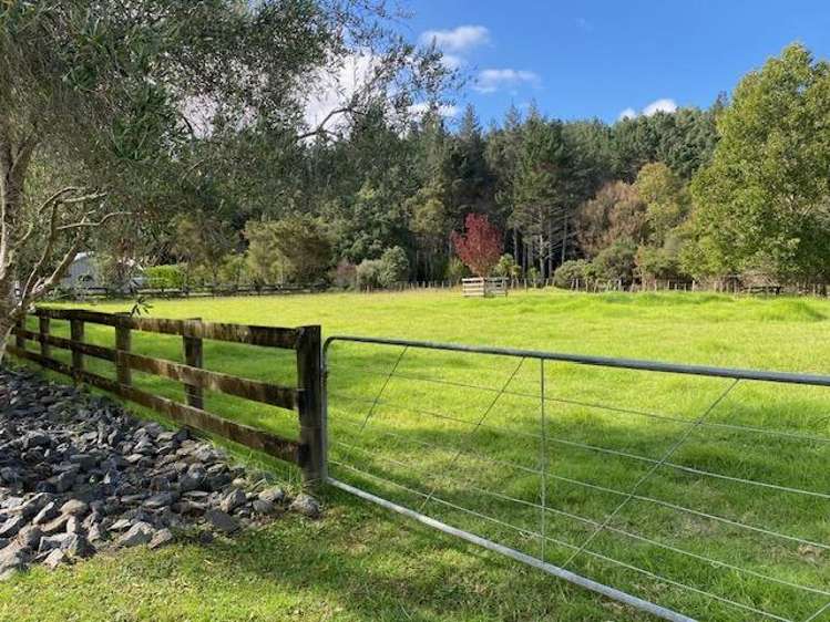 18 Phillips Road Warkworth_25