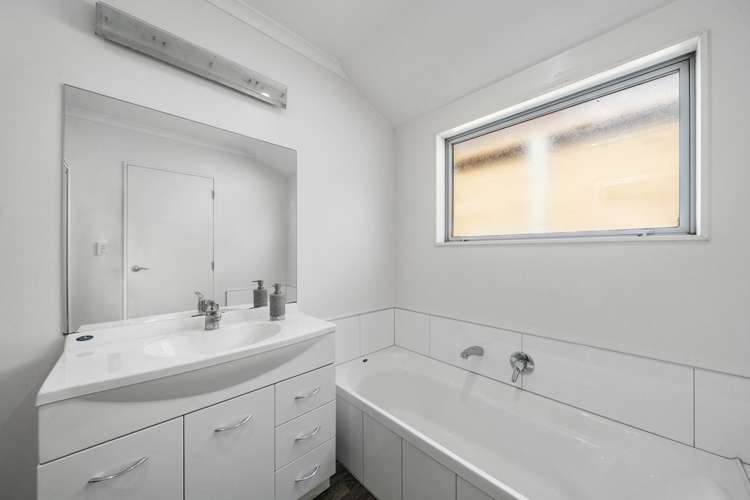 19 Tara Place Belmont_8