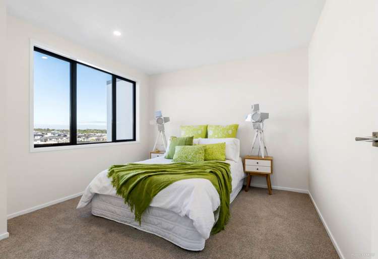 198 Seventh View Avenue Beachlands_10