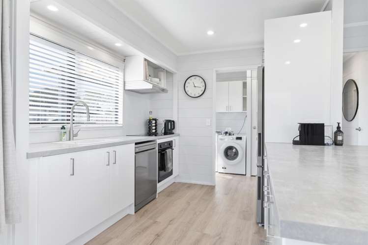 13 Esther Street_3