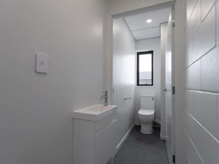 4/2 Kellow Place Wiri_5