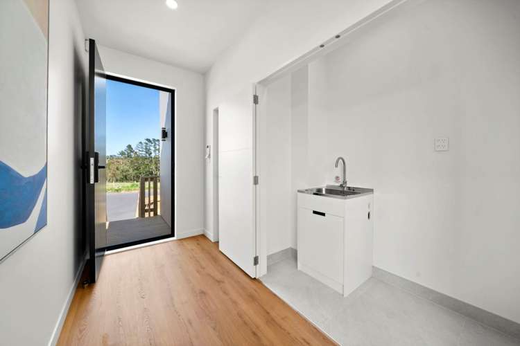 165 Kerepi Street Westgate_30