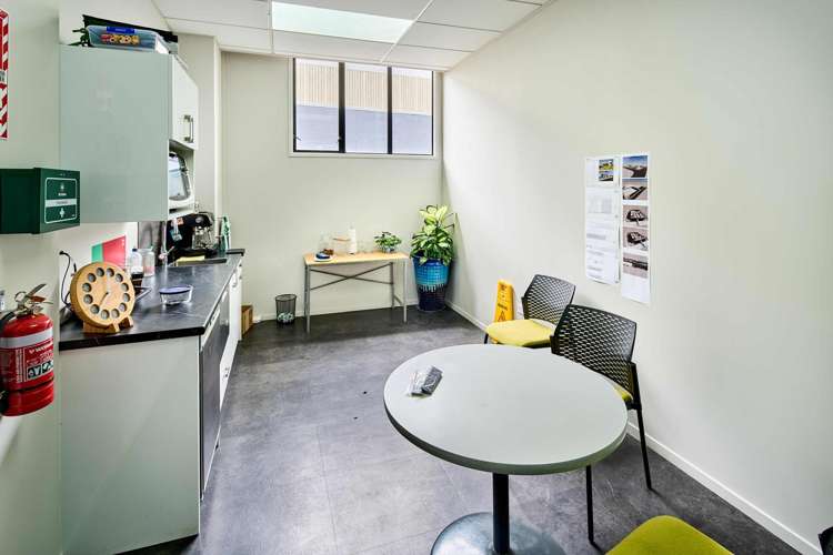 14 Rutherford Street Hutt Central_6