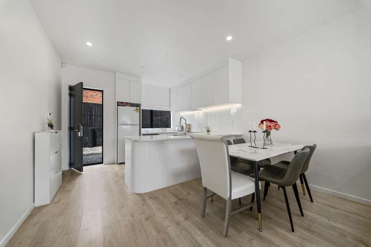 3/22 Heaphy Street_2