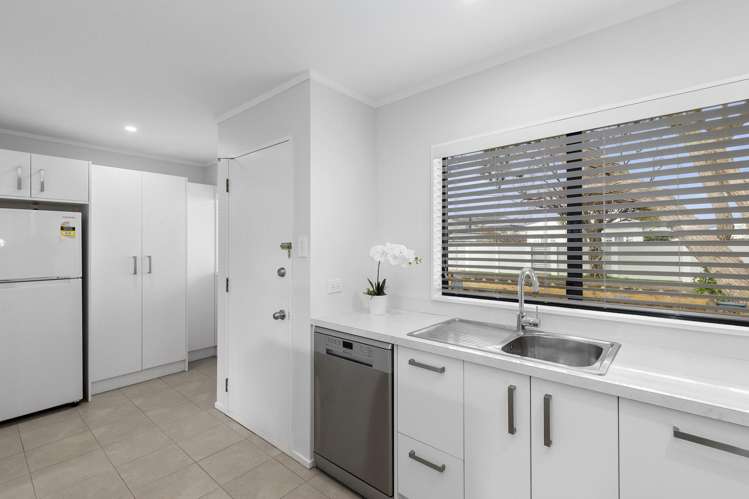 2/26 Mason Street Moera_3