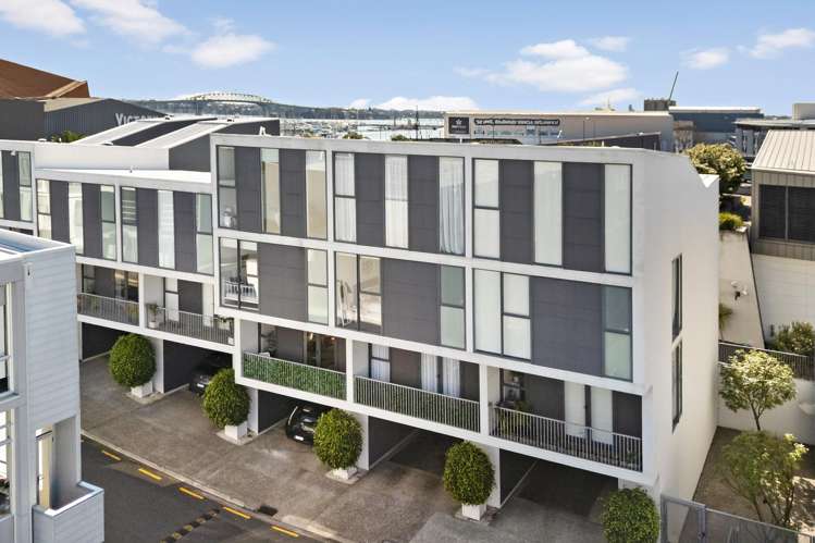 84 Fisher-Point Drive Auckland Central_24