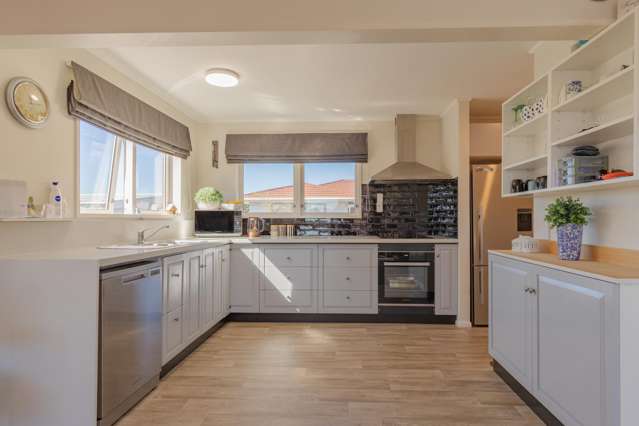 6 Rata Place Glenwood_4