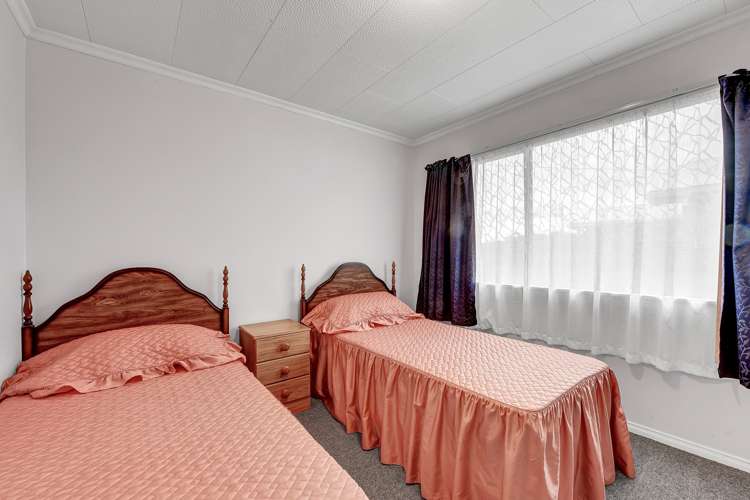 2/27 Koromiko Avenue Stoke_12