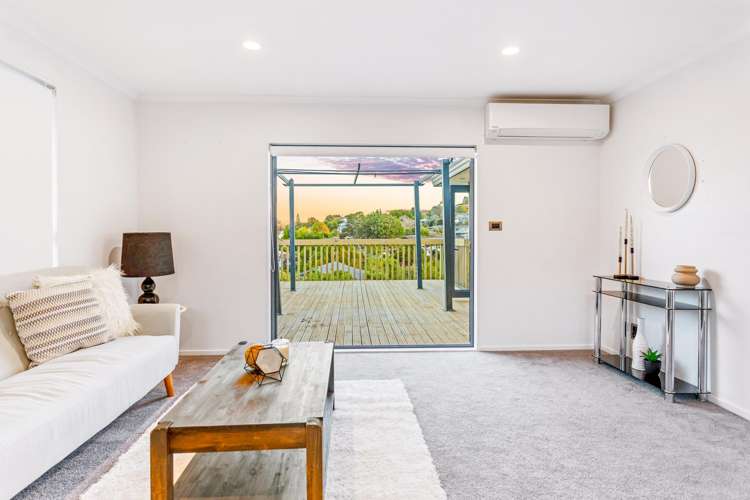 21 Breenagh Place Massey_10