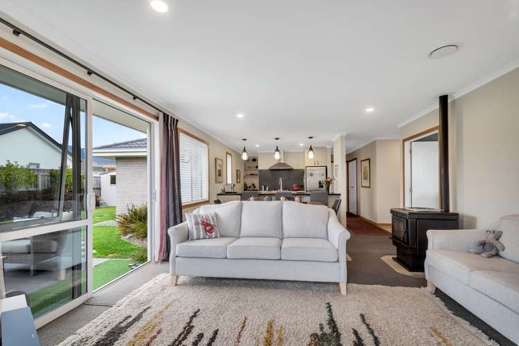 49 Curtis Street Stoke_8