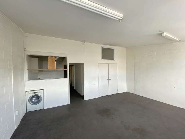 24A Queens Road Panmure_0