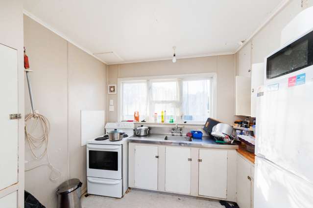 7 Renfrew Place Highbury_2
