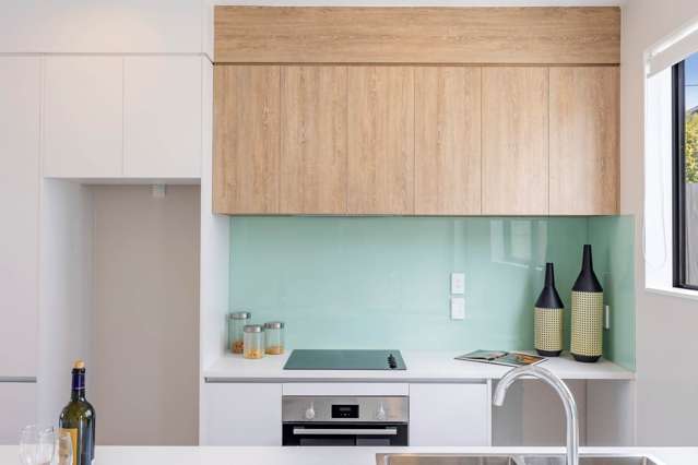 1-7 /36 Tiroroa Avenue Te Atatu South_2