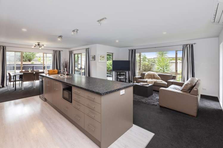 65 Woodhurst Drive Casebrook_3