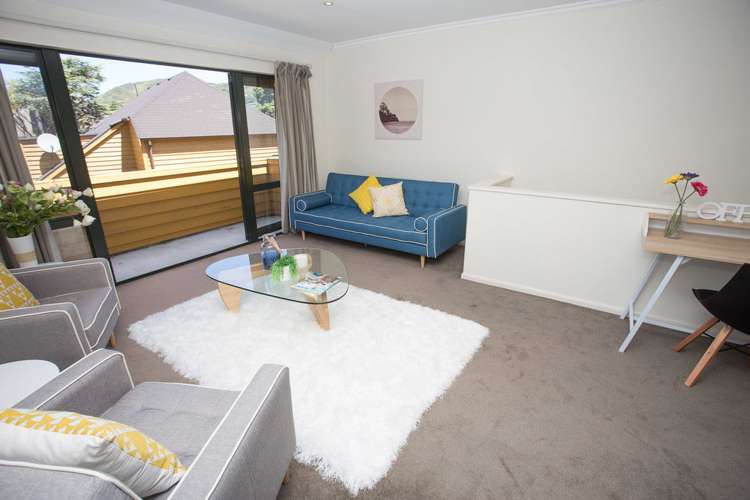 32 Futuna Close Karori_3