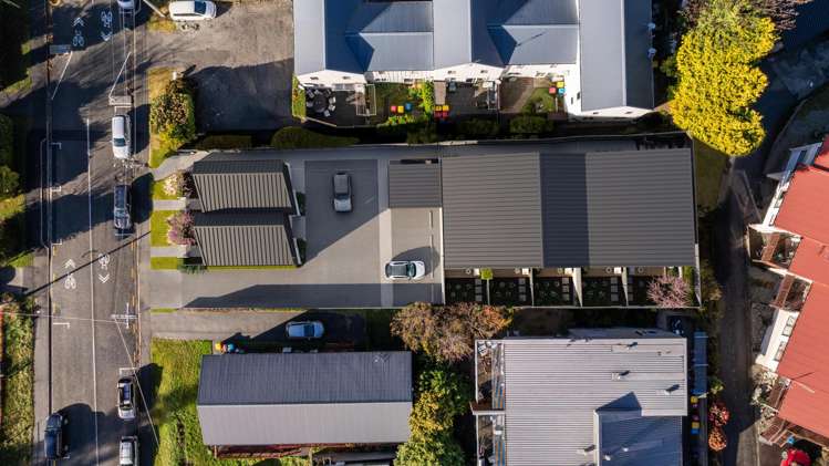 32 Fryer Street Queenstown_6