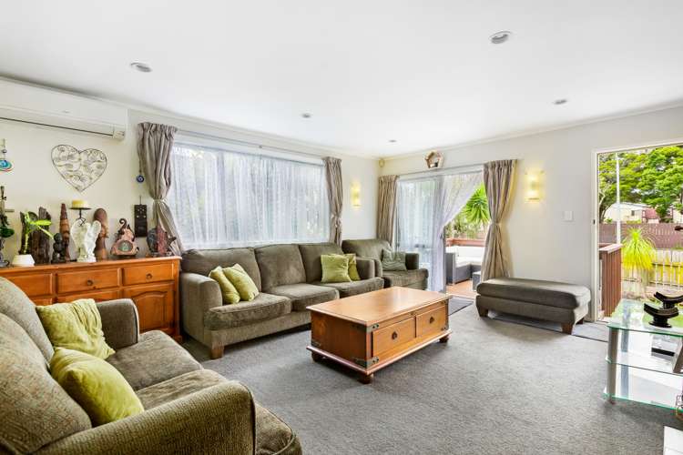 5 Frobisher Way Clendon Park_5