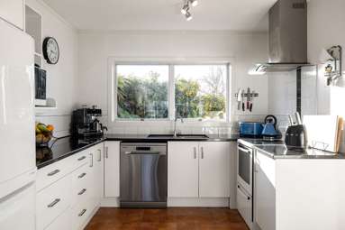 73 Ascot Road_4