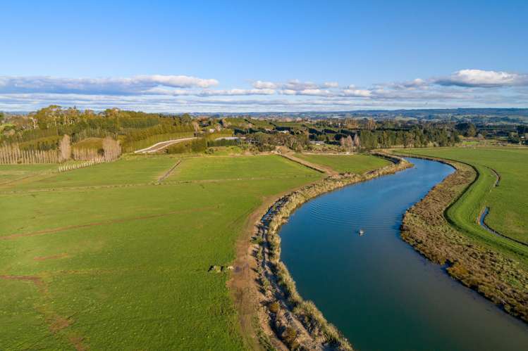 24 Banks Drive Aongatete_3