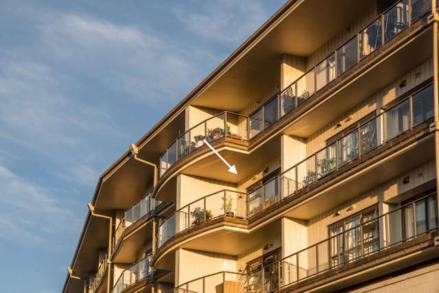 Sunset views + 2 Car parks...