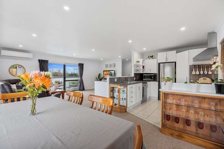 3 Onyx Way Hairini_1