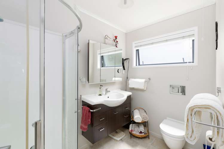 184 Tukapa Street Westown_6