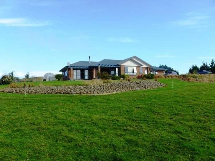 29 Liddells Road Taieri Mouth_13