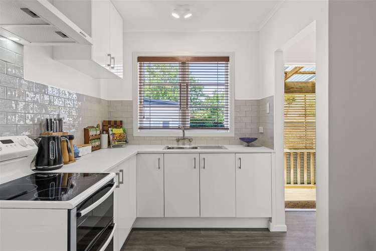 2/13 Salisbury Road Birkdale_6