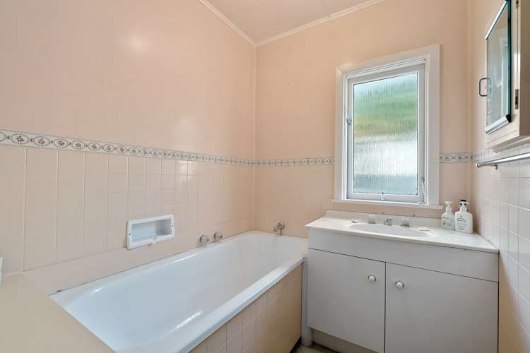 63 Manuka Crescent Wanaka_10