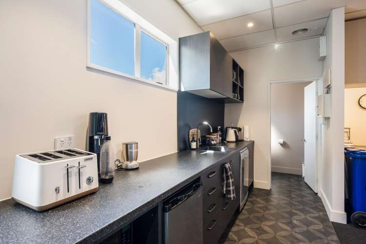 38 Helwick Street Wanaka_13