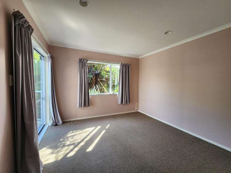 20 The Outlook Oakura_11