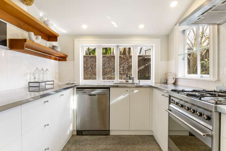 2 Paget Street Freemans Bay_8