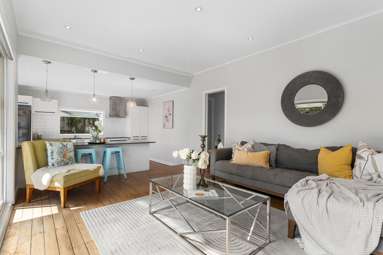 32 Fairlands Avenue_3