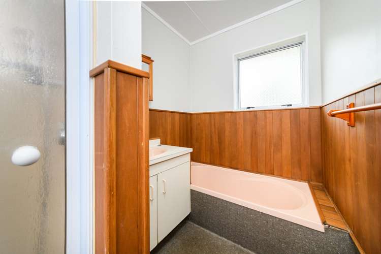 1 Sunrise Heights Feilding_10