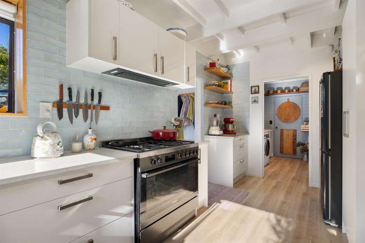 3 Muriwai Road Waimauku_8