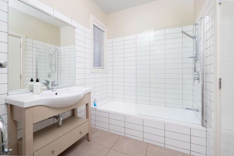 14/16 Chapel Street Russell_10