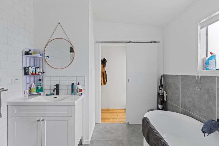 14b Mace Street Waitara_15