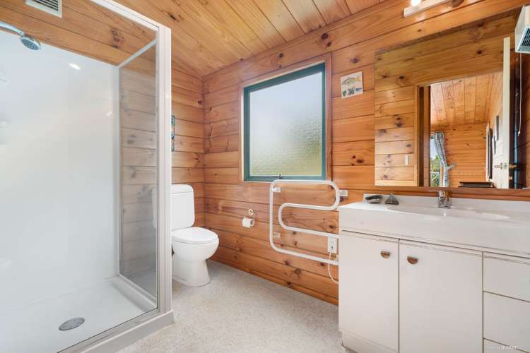 9 Omana Heights Drive Maraetai_7