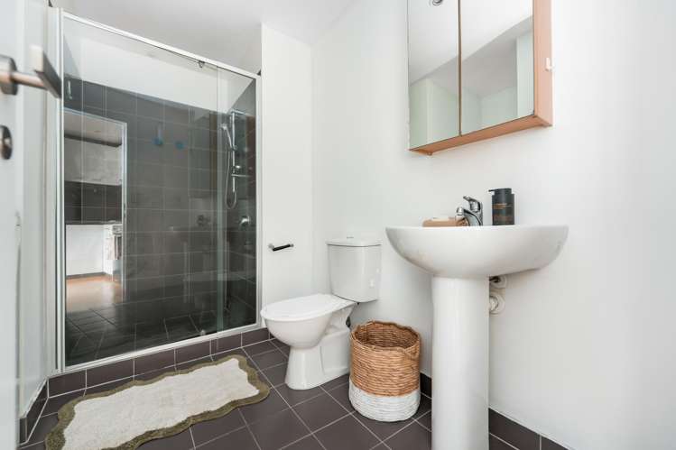 6c/32 Eden Crescent Auckland Central_13